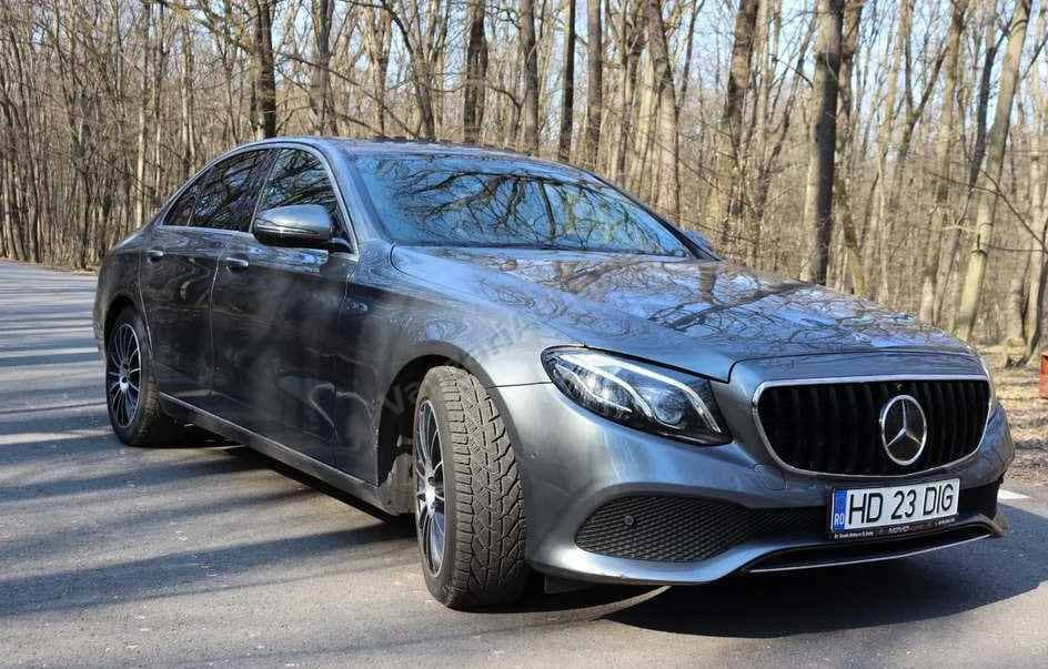 Mercedes-Benz E