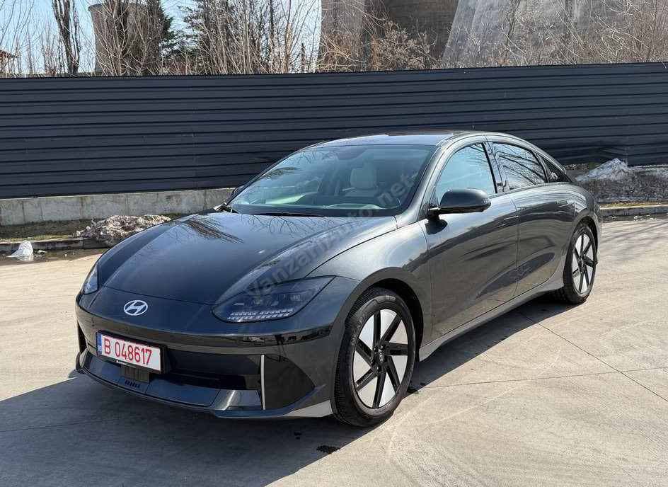 Hyundai IONIQ