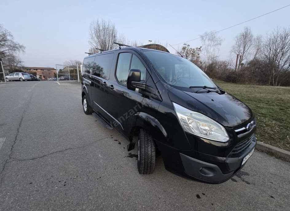 Ford Tourneo Custom