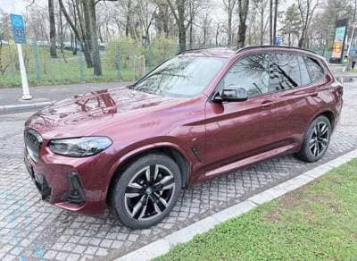 BMW iX3