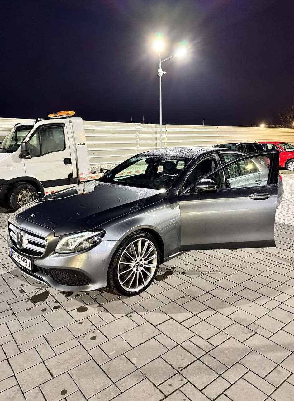 Mercedes-Benz E