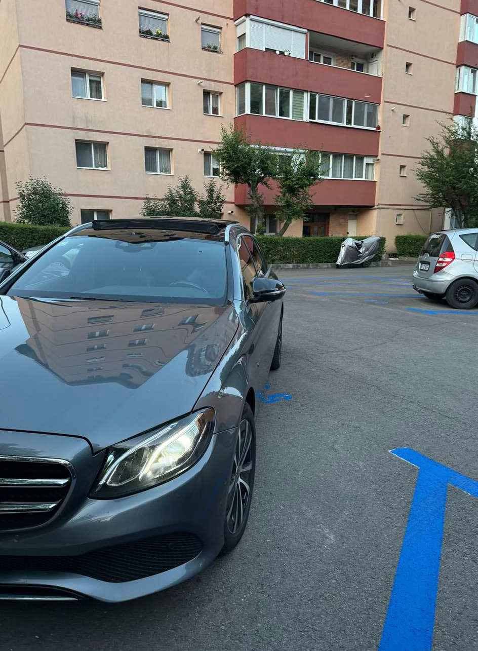 Mercedes-Benz E