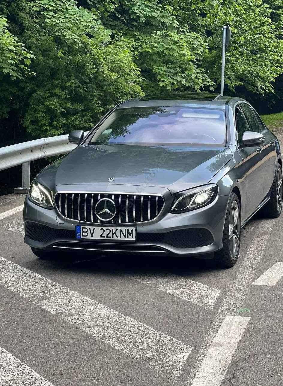 Mercedes-Benz E