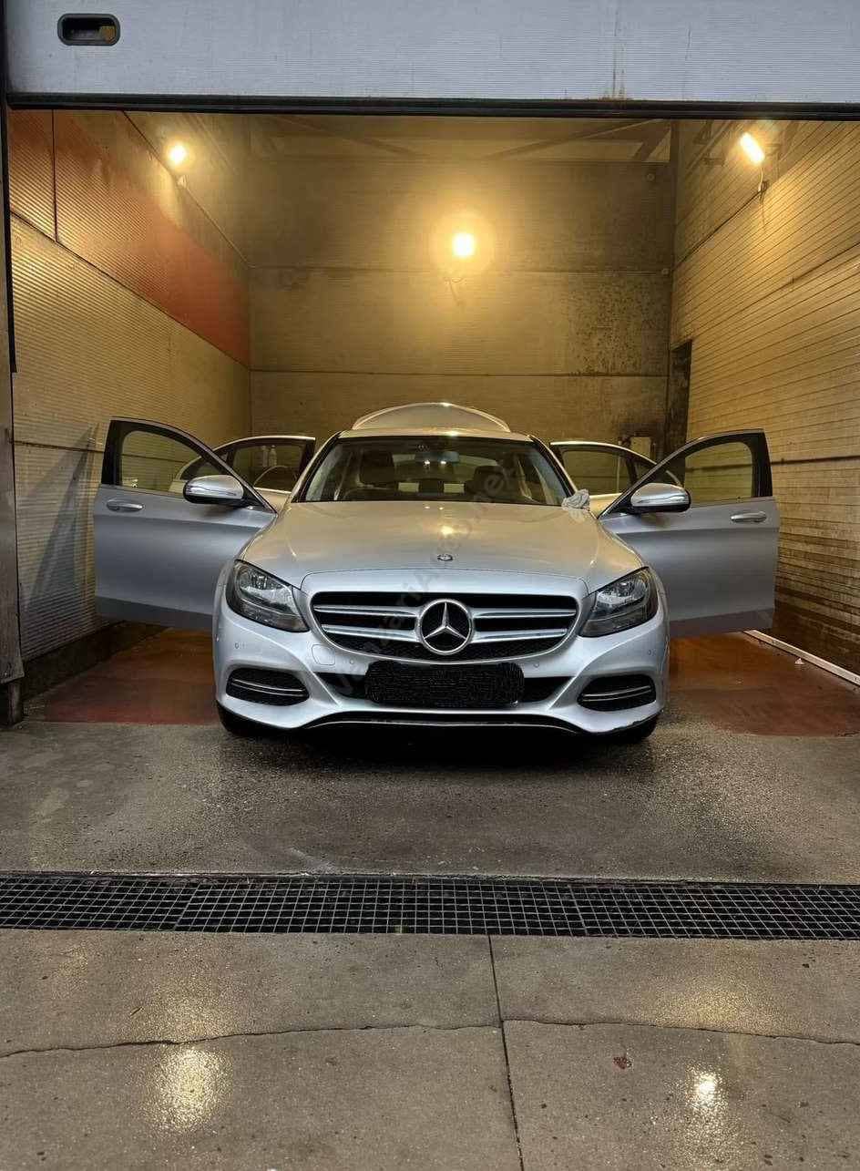 Mercedes-Benz C