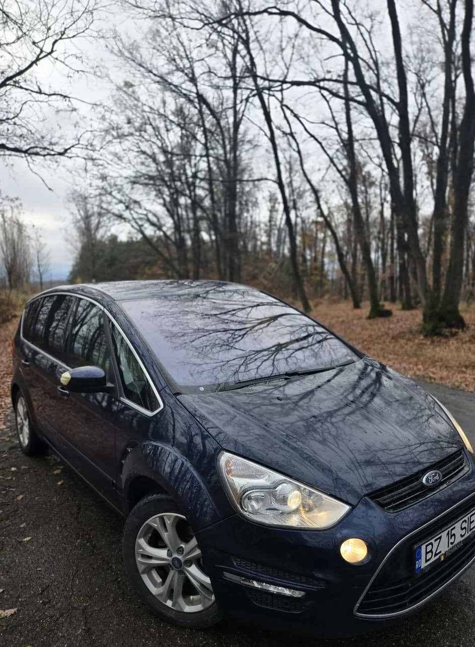 Ford S-Max