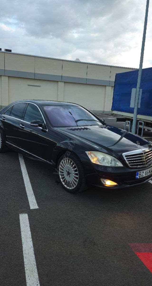 Mercedes-Benz S