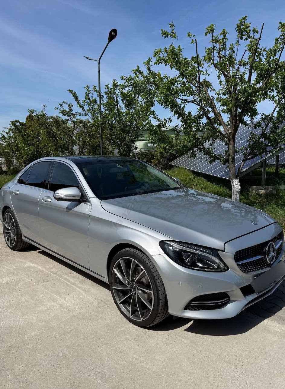 Mercedes-Benz C