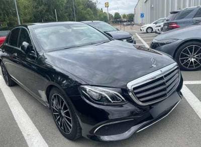 Mercedes-Benz E