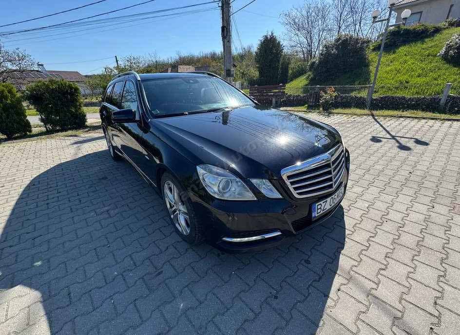 Mercedes-Benz E