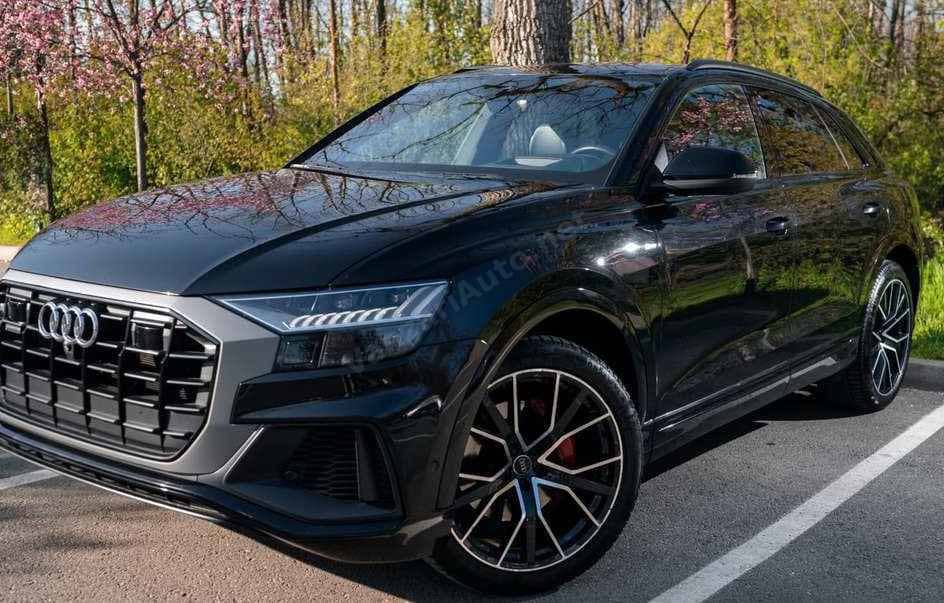 Audi Q8