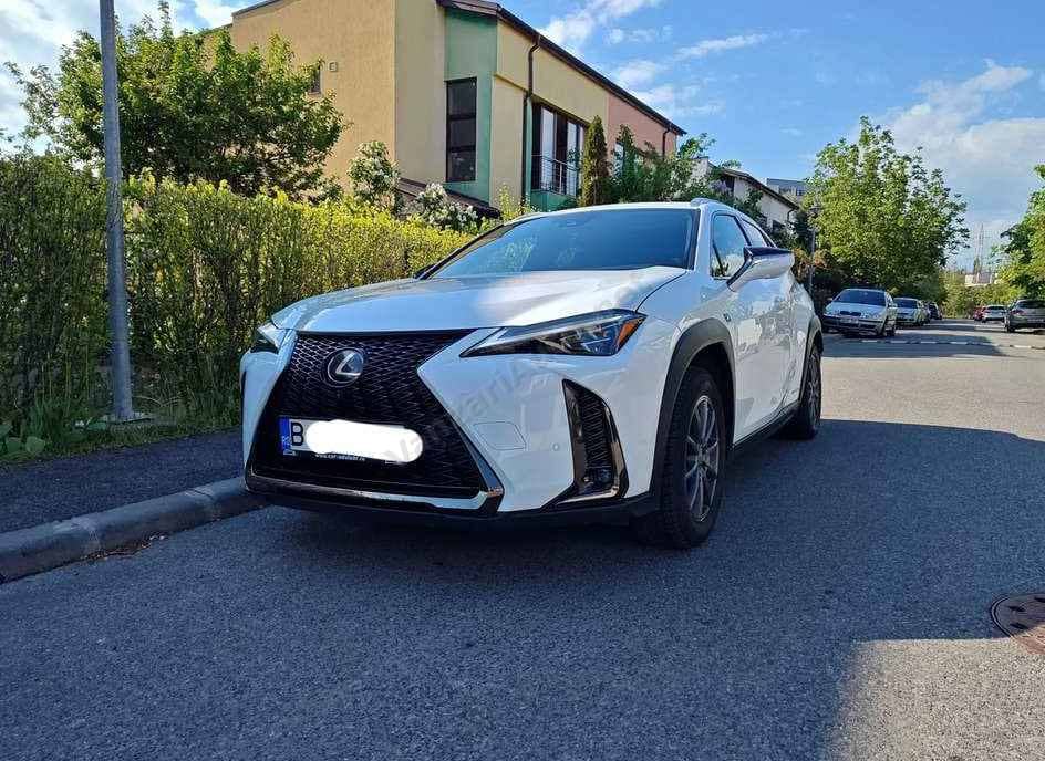 Lexus UX
