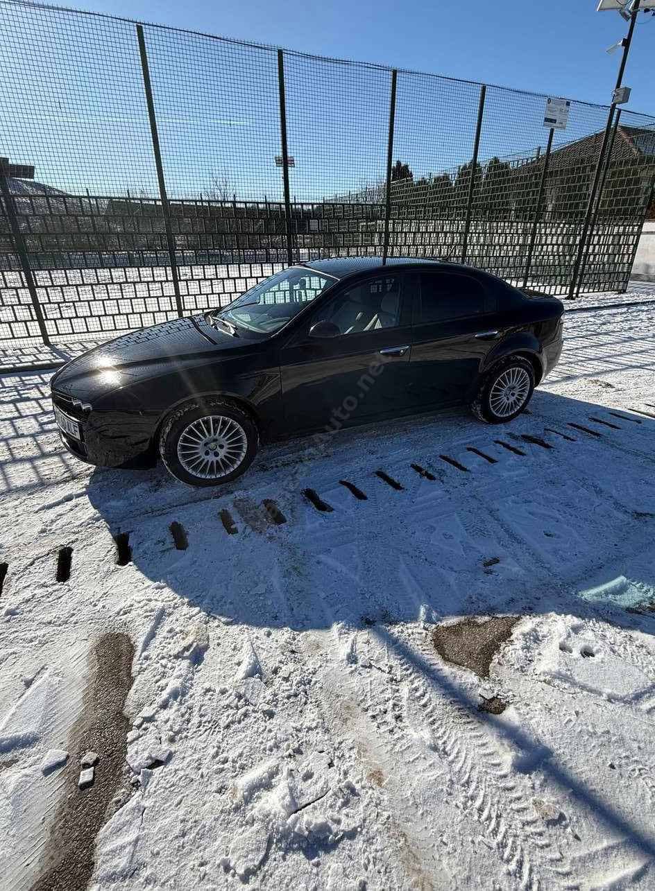 Alfa Romeo 159