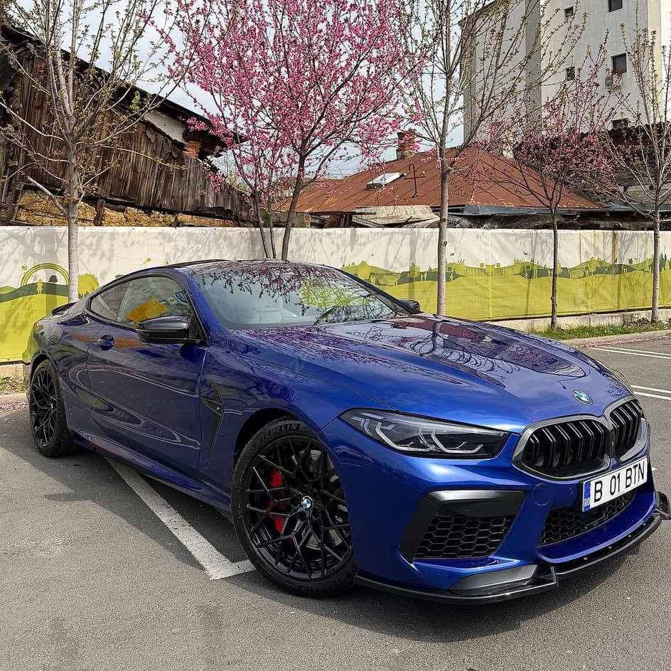 BMW M8