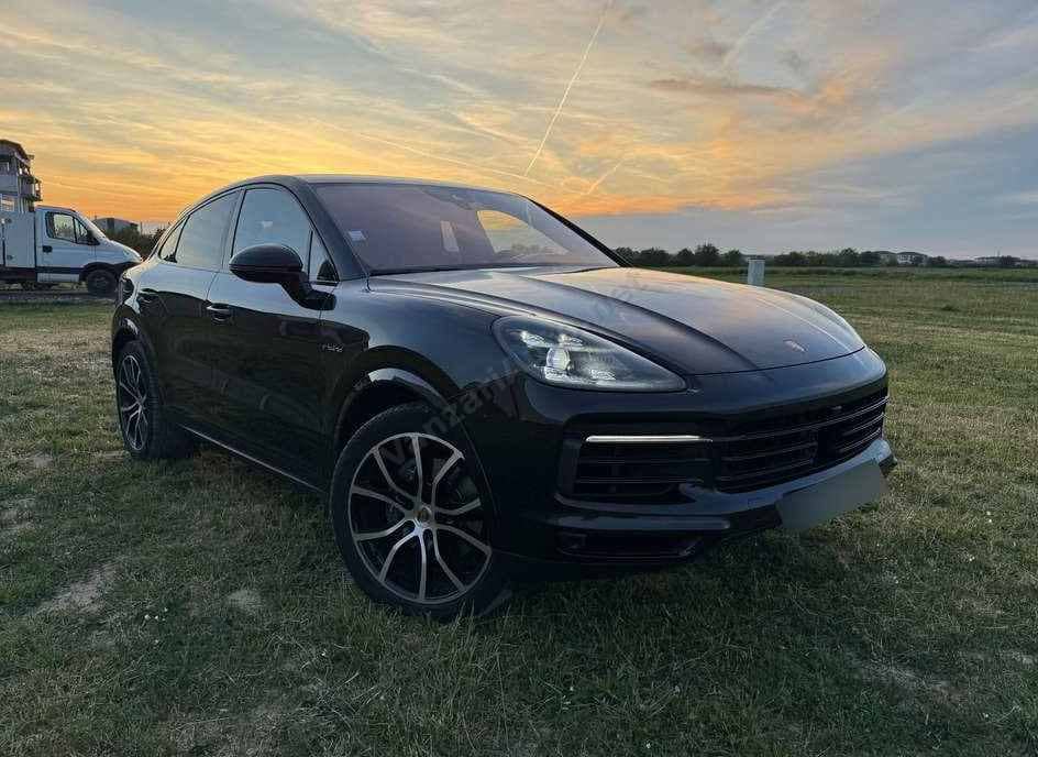 Porsche Cayenne Coupe