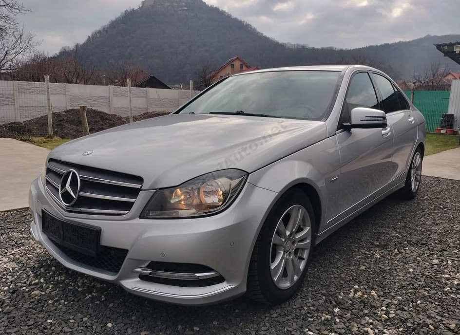 Mercedes-Benz C