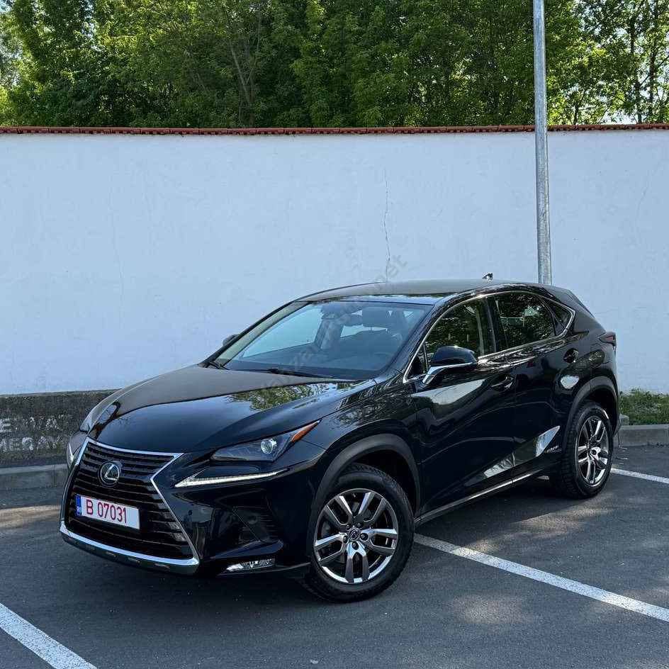 Lexus Seria NX