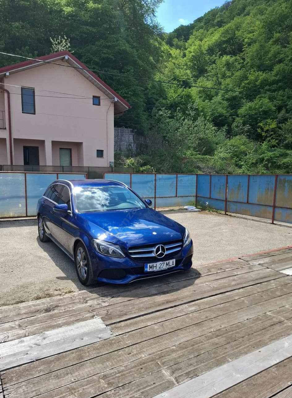 Mercedes-Benz C