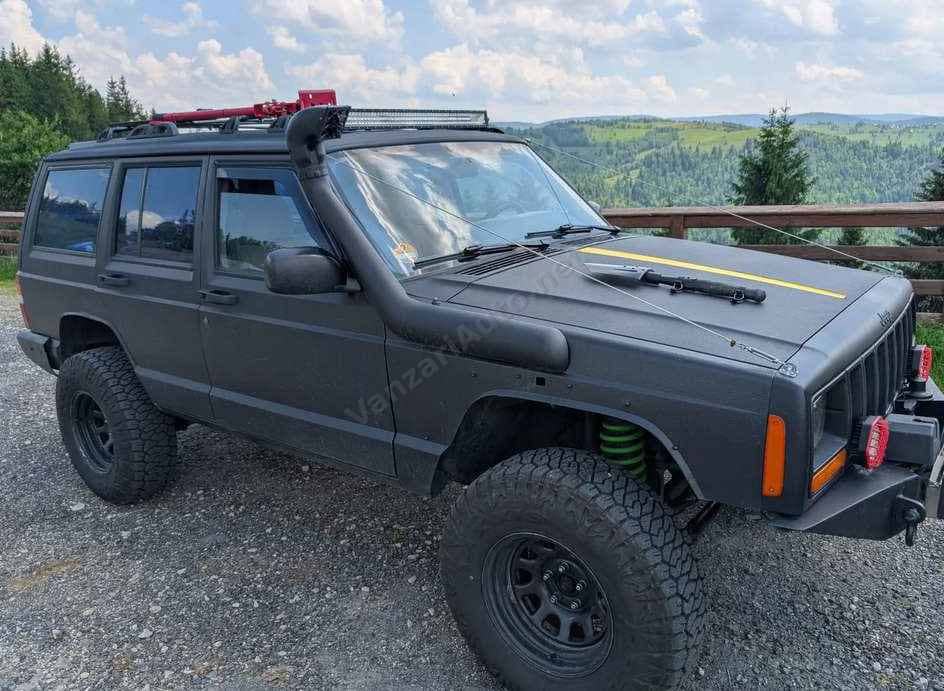 Jeep Cherokee