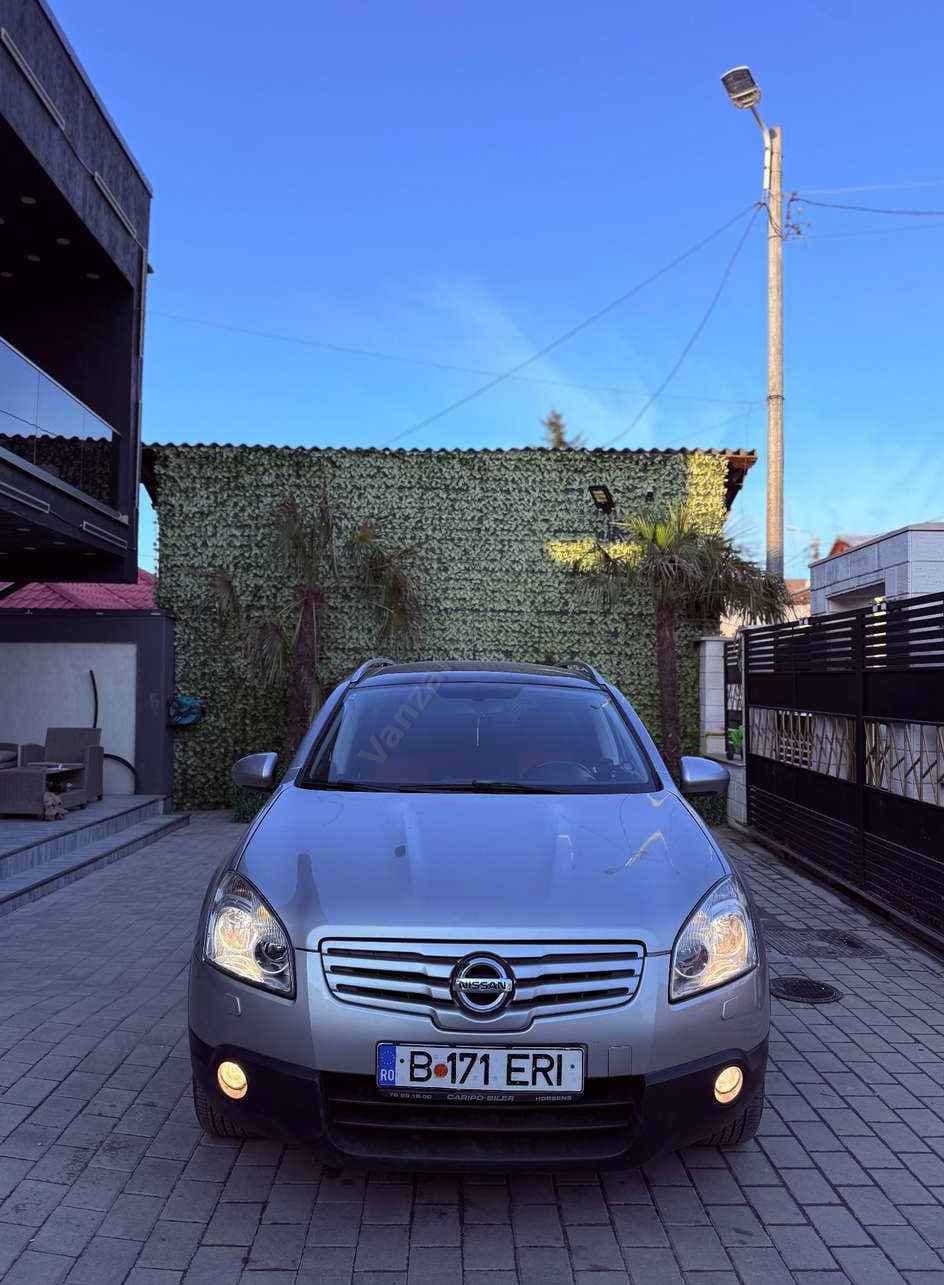 Nissan Qashqai+2