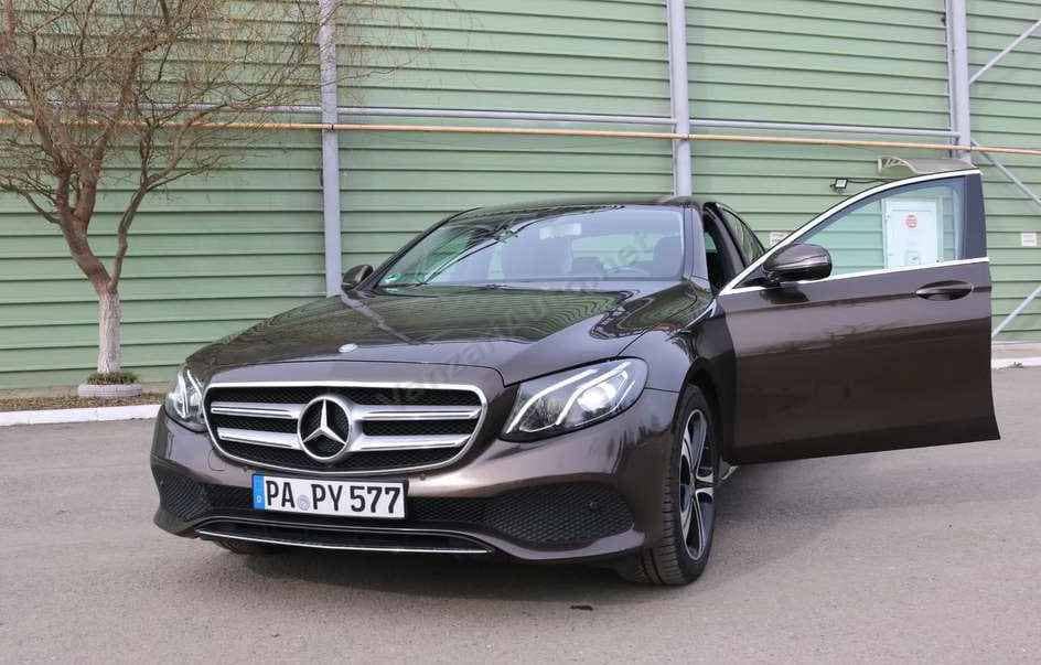 Mercedes-Benz E