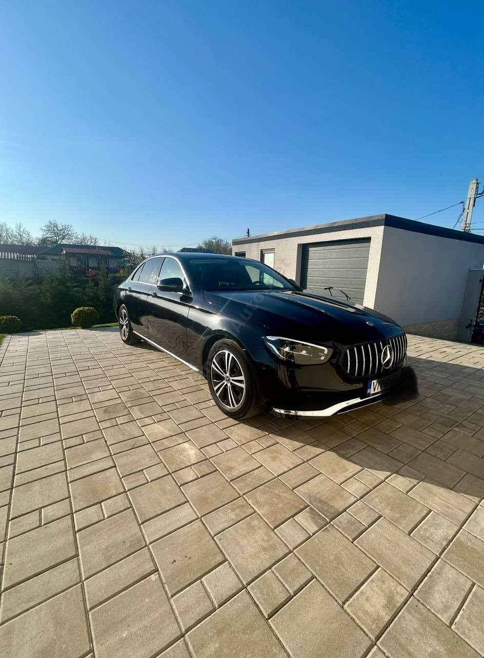 Mercedes-Benz E