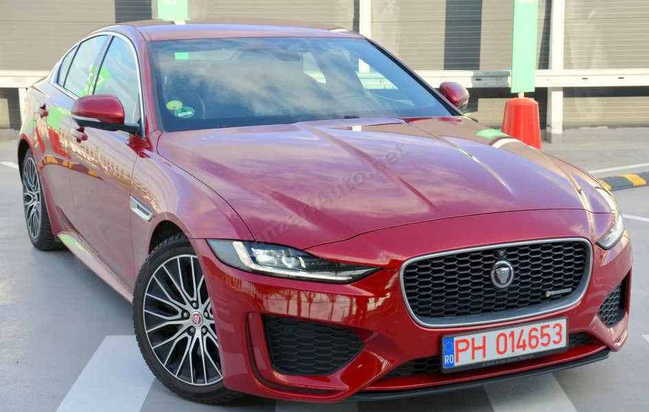 Jaguar XE
