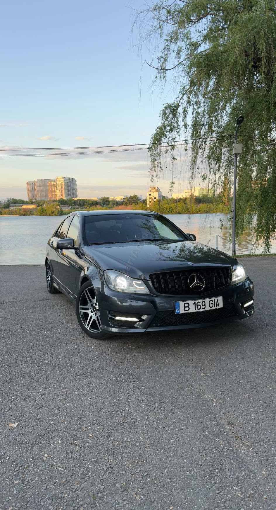 Mercedes-Benz C