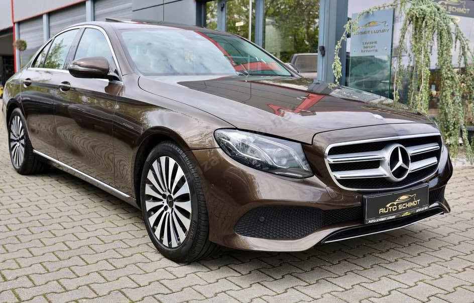 Mercedes-Benz E