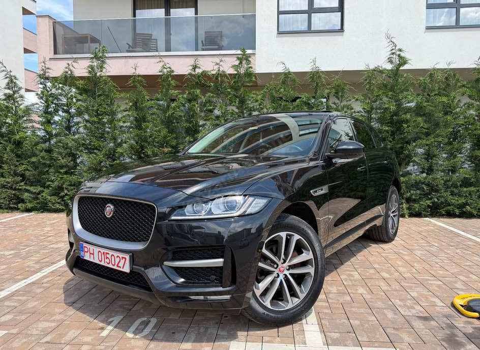 Jaguar F-Pace