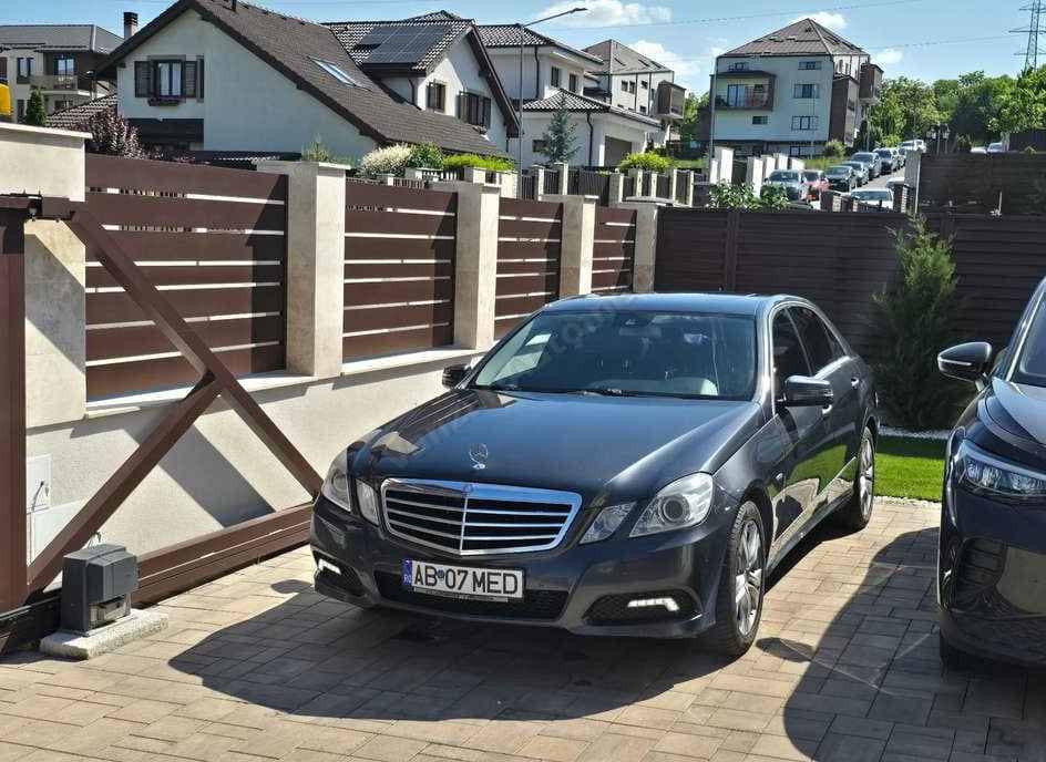 Mercedes-Benz E
