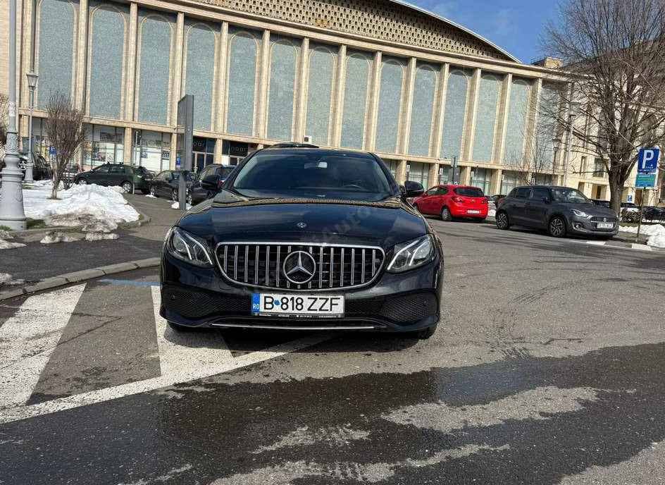 Mercedes-Benz E