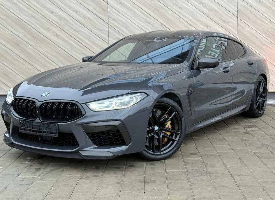 BMW M8