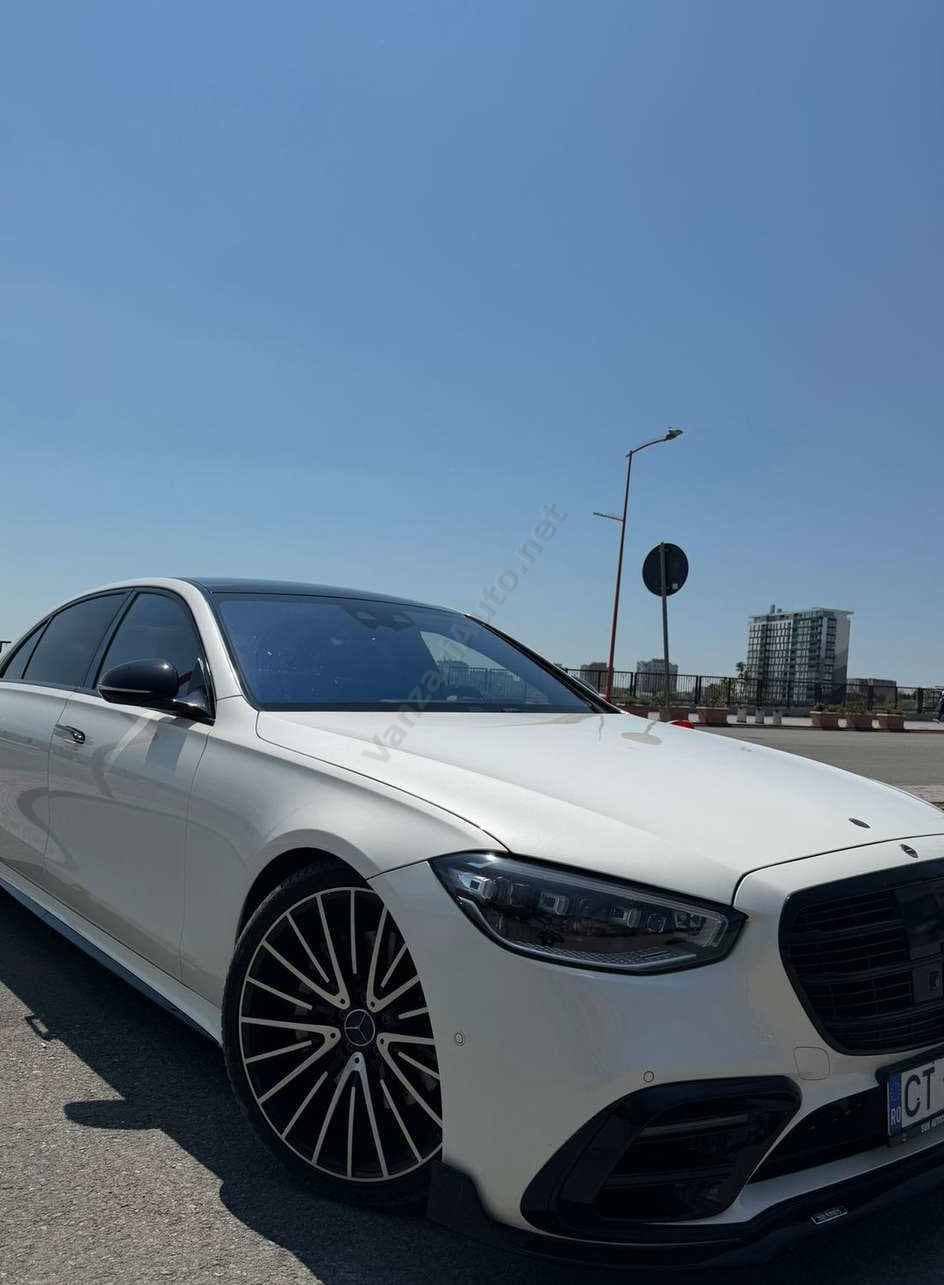 Mercedes-Benz S