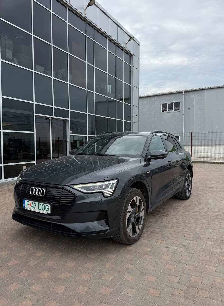 Audi e-tron