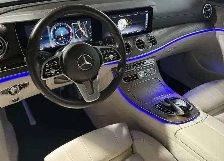 Mercedes-Benz E