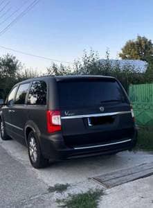 Lancia Voyager