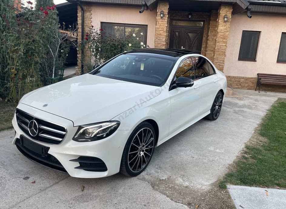 Mercedes-Benz E
