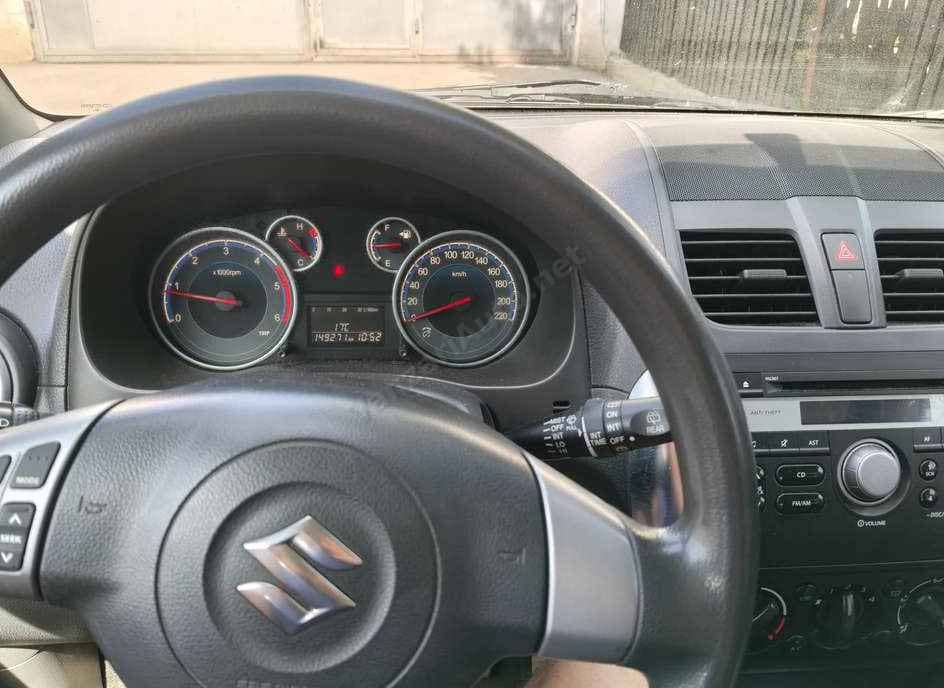 Suzuki SX4