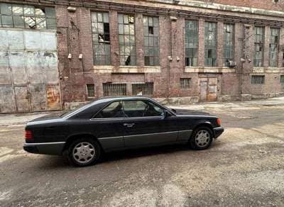 Mercedes-Benz W124
