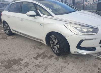 Citroen DS5
