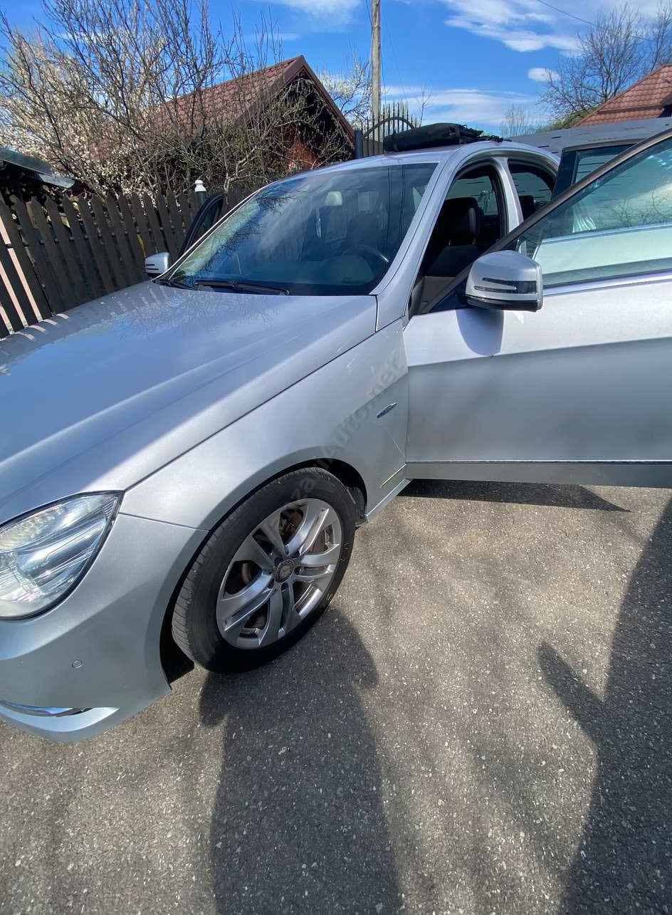 Mercedes-Benz E