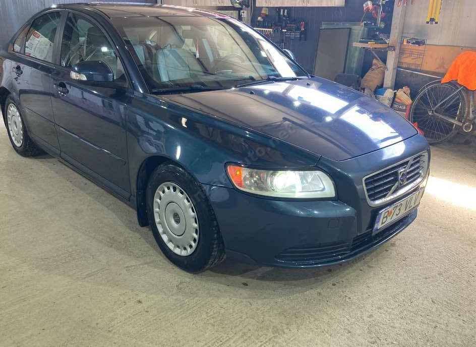Volvo S40