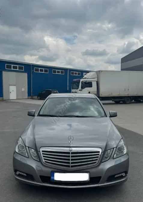 Mercedes-Benz E