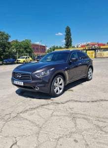 Infiniti Q70