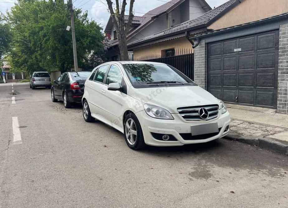 Mercedes-Benz B