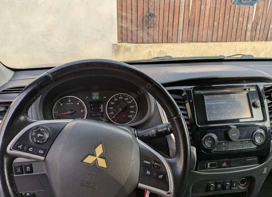 Mitsubishi L200