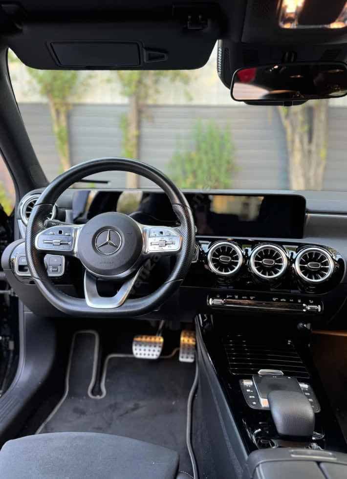 Mercedes-Benz A