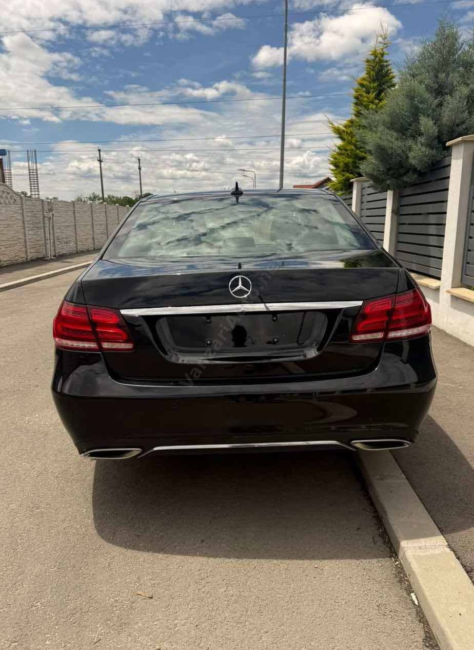 Mercedes-Benz E