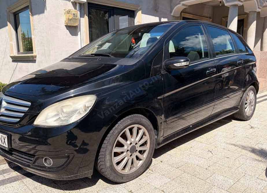 Mercedes-Benz B