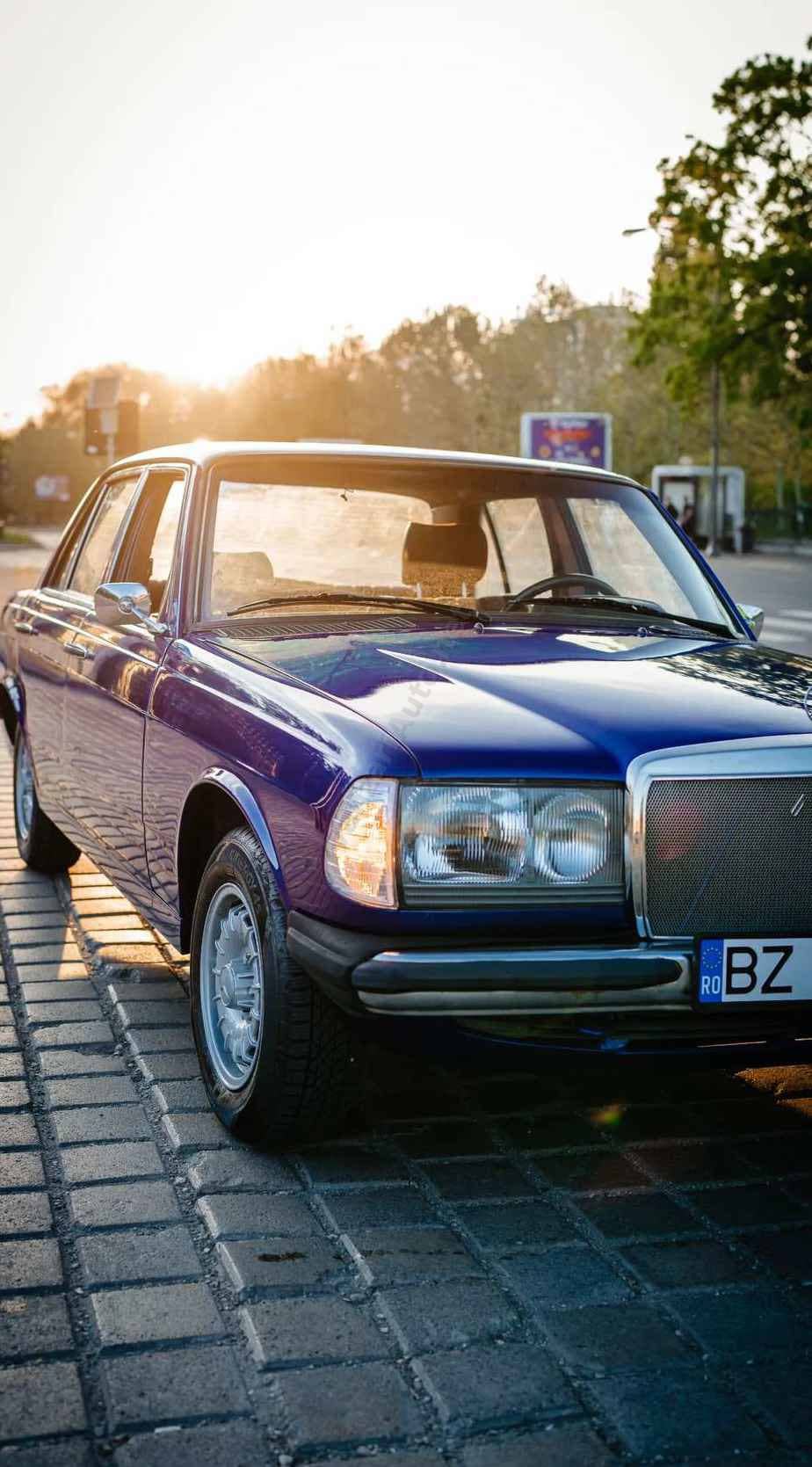 Mercedes-Benz W123